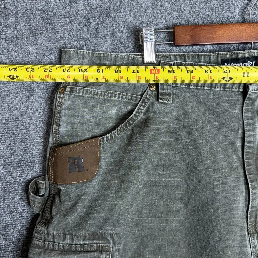 Wrangler Riggs Mens Cargo Shorts 42 Workwear Ranger Green Ripstop Carpenter